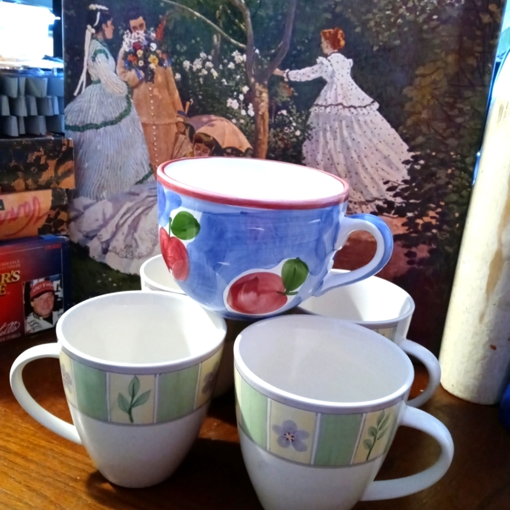 🍵 Good House Keeping,Set Of 4 Vintage Coffee Mug 🍩🍱Size 4.5"×4.5,"Gift It.